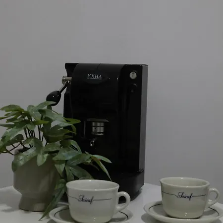 Rozafa Guest Center 3*