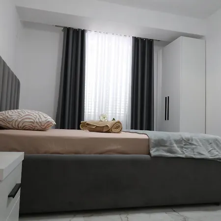 מלון Rozafa Guest Center