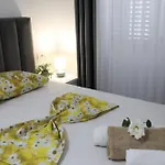 Rozafa Guest Center 3* Shkodër