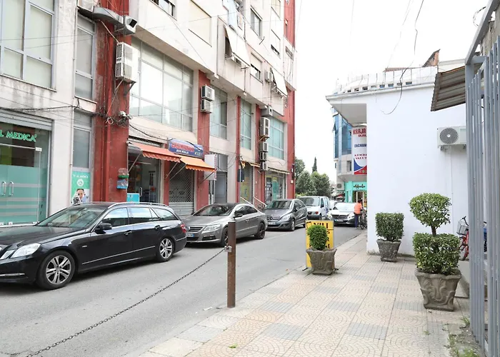 Rozafa Guest Center 3* Shkodër